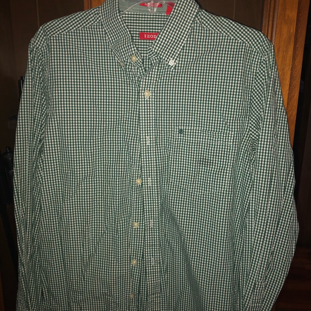 Men’s izod green and white plaid shirt